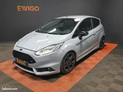 Gris Utilisé 2016 Ford Fiesta ST200 Citadine | 15 990 €