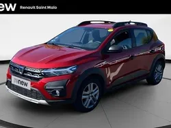 Rouge Utilisé 2022 Dacia Sandero Essentiel Citadine | 13 490 € (Prix juste)