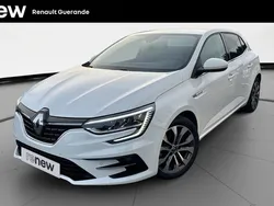 Blanc Utilisé 2022 Renault Mégane IV Techno Berline | 21 990 € (Prix juste)