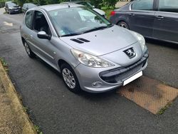 Utilisé 2010 Peugeot 206 Citadine | 5 900 € (Prix assez cher)