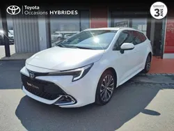Blanc Utilisé 2024 Toyota Corolla Design | 28 990 € (Prix juste)