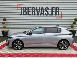 Utilisé 2022 Peugeot 308 Allure Berline | 17 999 € (Prix juste)