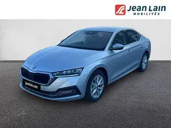 Gris Utilisé 2024 Skoda Octavia Style | 35 340 € (Prix cher)