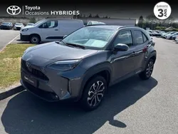 Gris Utilisé 2023 Toyota Yaris Hybrid Design | 24 990 € (Prix cher)