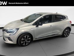 Gris Utilisé 2022 Renault Clio V Evolution Citadine | 17 290 € (Prix assez cher)