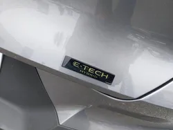 Gris Utilisé 2024 Renault Symbioz Evolution SUV | 26 990 € (Bon prix)