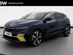 Bleu Utilisé 2022 Renault Mégane Iconic Berline | 25 990 € (Prix juste)