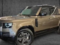 Utilisé 2024 Land Rover Defender SE Dynamic SUV | 93 900 € (Prix juste)