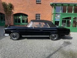 Noir Utilisé 1968 Mercedes 280 SE Cabriolet | 158 000 €