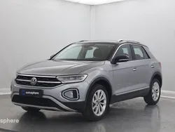 Gris Utilisé 2022 VW T-Roc Style SUV | 25 299 € (Prix juste)