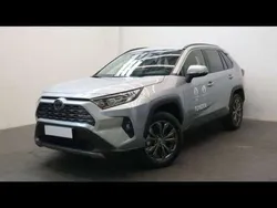 Utilisé 2024 Toyota RAV4 Hybrid SUV | 41 500 € (Prix juste)