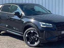 Noir mythe métallisé Utilisé 2024 Audi Q2 S-Line SUV | 39 990 €