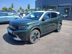 Vert montana (m) + blanc opale Utilisé 2025 Citroën e-C3 | 31 900 € (Prix cher)
