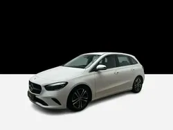 Blanc Utilisé 2023 Mercedes B200 Progressive Monospace | 31 784 € (Prix juste)