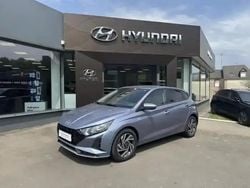 Meta blue métal Utilisé 2024 Hyundai i20 Berline | 19 990 € (Prix juste)
