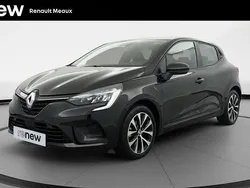 Noir Utilisé 2023 Renault Clio V Equilibre Citadine | 15 499 € (Prix juste)