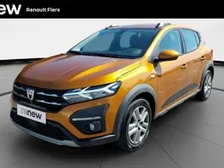 Orange Utilisé 2021 Dacia Sandero Comfort Citadine | 12 690 € (Prix juste)