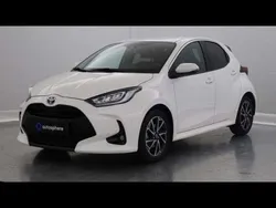 Utilisé 2022 Toyota Yaris Hybrid Design Berline | 20 299 € (Prix juste)