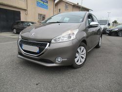 Utilisé 2013 Peugeot 208 Citadine | 6 230 € (Prix juste)