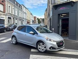 Gris Utilisé 2016 Peugeot 208 Style Citadine | 5 990 € (Prix juste)