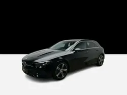 Noir Utilisé 2024 Mercedes A200 Progressive Berline | 41 015 € (Prix cher)