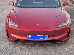 Rouge Utilisé 2024 Tesla Model 3 Performance Berline | 51 800 €