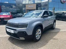 Nouvelle 2025 Jeep Avenger Altitude SUV | 28 990 € (Prix juste)