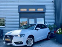 Utilisé 2015 Audi A3 Sportback Ambiente Berline | 10 990 € (Prix juste)