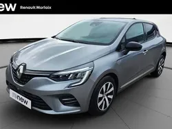 Gris Utilisé 2023 Renault Clio V Evolution Citadine | 15 999 € (Prix juste)