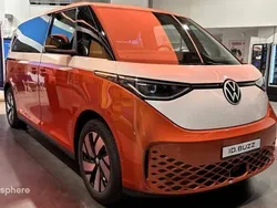 Blanc candy / orange energetic Utilisé 2024 VW ID. Buzz Pro Van | 61 499 €