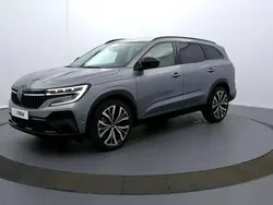Gris Utilisé 2023 Renault Espace Iconic Monospace | 38 890 € (Prix juste)