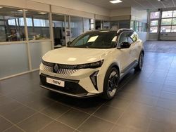 Blanc Nouvelle 2025 Renault Scenic E-Tech Iconic SUV | 47 999 €