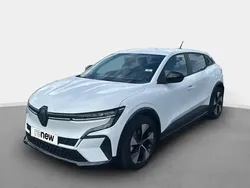 Blanc Utilisé 2022 Renault Mégane Equilibre Berline | 20 500 € (Prix juste)