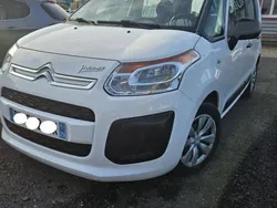 Utilisé 2014 Citroën C3 Picasso Attraction Monospace | 5 990 € (Bon prix)