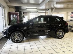 Noir Utilisé 2016 Porsche Cayenne Platinum Edition SUV | 49 800 €
