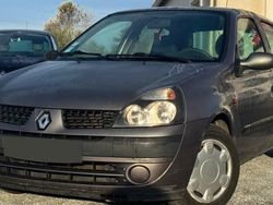 Utilisé 2002 Renault Clio II Authentique Citadine | 2 990 € (Prix cher)
