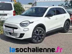 Blanc Utilisé 2024 Fiat 600 La Prima SUV | 23 290 € (Bon prix)