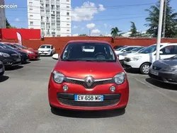Rouge Utilisé 2018 Renault Twingo LIMITED Citadine | 8 990 € (Prix juste)
