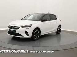 Blanc Utilisé 2023 Opel Corsa-e Business Citadine | 19 390 € (Prix juste)