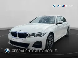 Blanc Utilisé 2020 BMW 330 M Sport Berline | 37 990 € (Prix assez cher)