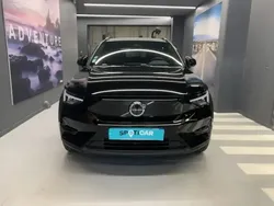 Noir Utilisé 2023 Volvo XC40 SUV | 33 990 € (Prix juste)
