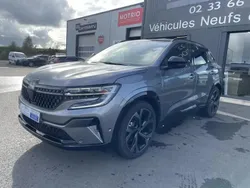 Gris Nouvelle 2025 Renault Austral Techno Esprit Alpine SUV | 36 990 € (Prix juste)