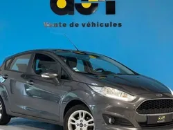 Gris Utilisé 2017 Ford Fiesta Titanium Citadine | 9 490 € (Prix juste)