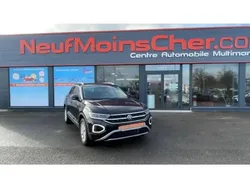 Noir Utilisé 2023 VW T-Roc Style SUV | 28 990 € (Prix juste)