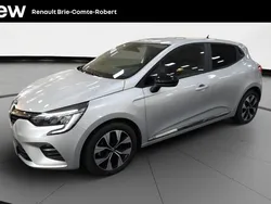 Gris Utilisé 2023 Renault Clio V Evolution Berline | 15 980 € (Prix juste)