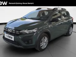 Vert Utilisé 2024 Dacia Sandero Essentiel Citadine | 15 450 € (Prix juste)