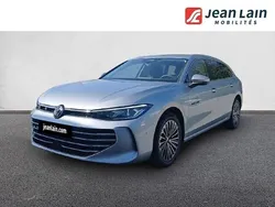 Argent Utilisé 2024 VW Passat Elegance Coupé | 44 990 €