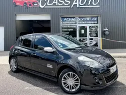 Noir Utilisé 2009 Renault Clio III GT Berline | 8 990 € (Prix assez cher)