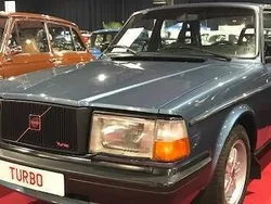 Bleu Utilisé 1983 Volvo 240 Berline | 23 750 €