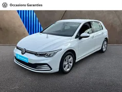 Dore Utilisé 2024 VW Golf VIII Life Berline | 25 995 € (Prix juste)